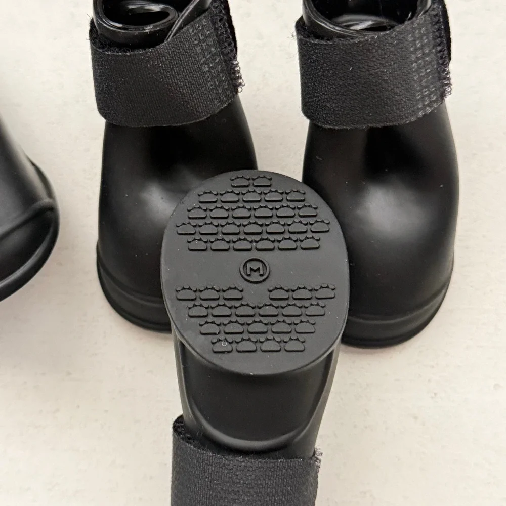 Pet Life Rubber Pet Boots Small Dog Black Size‎ M